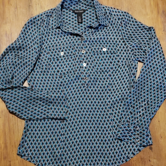 WHBM silk blue black geometric pattern 1/2 button - Picture 1 of 5